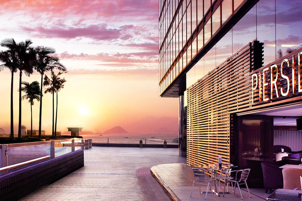 The Royal Pacific Hotel & Towers