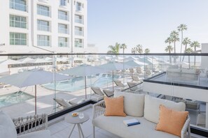 Villa, 1 kingsize-seng, ved basseng | Sengetøy i egyptisk bomull og sengetøy av topp kvalitet