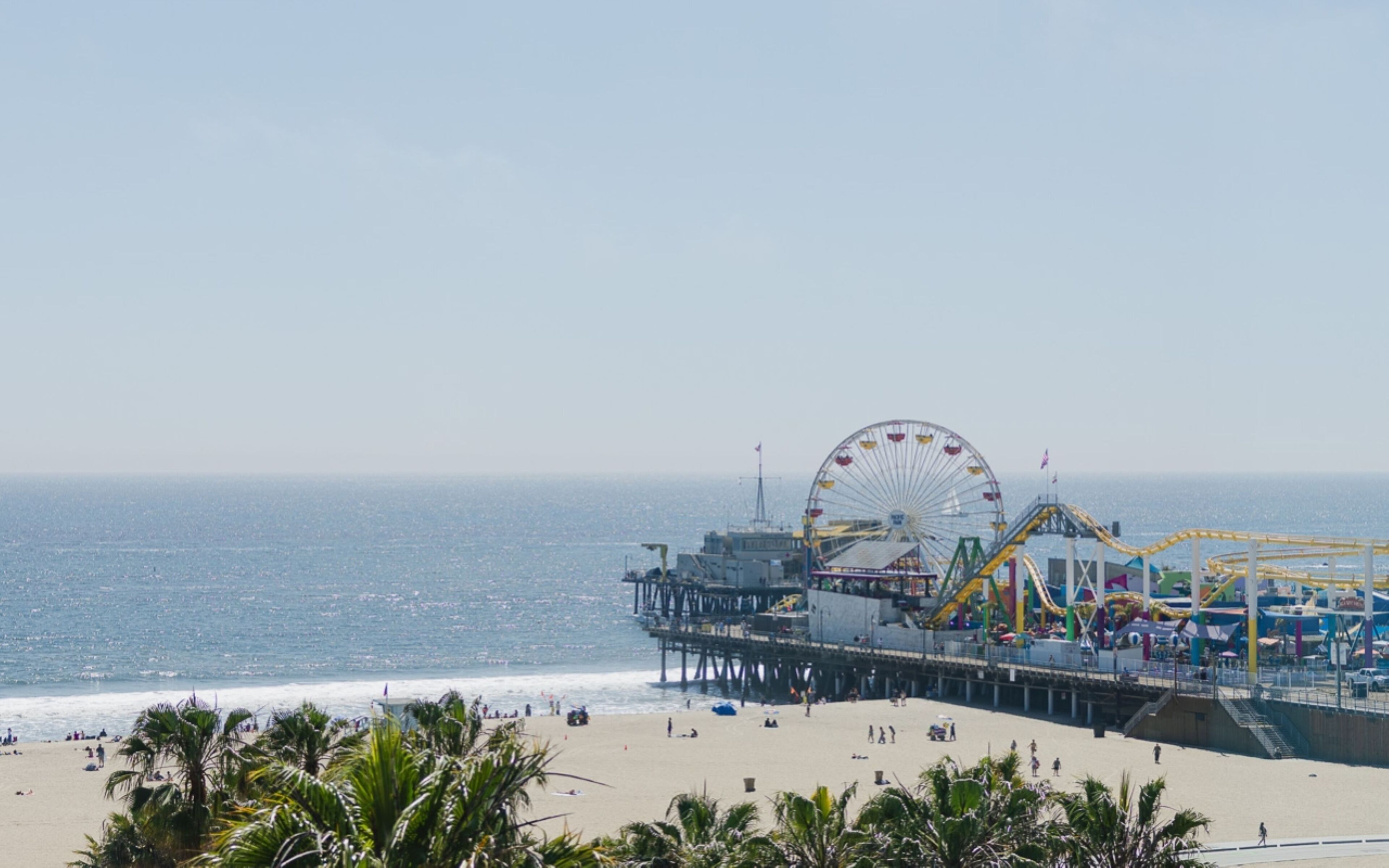 客房, 1 张特大床, 通行无障碍, 阳台 (The 720, Oceanfront) | 埃及棉床单、高档床上用品、加厚床垫、客房内保险箱