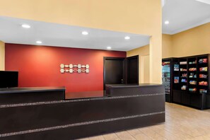 Reception - SureStay Plus by Best Western San Antonio Fiesta Inn (San Antonio)