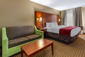 Laptop workspace, blackout curtains, iron/ironing board, free WiFi - Comfort Inn Fort Mill Amusement Park at Carowinds Blvd (Fort Mill)
