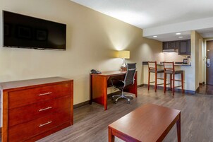 Suite, King Bed, Living room | Laptop workspace, blackout drapes, iron/ironing board, free WiFi