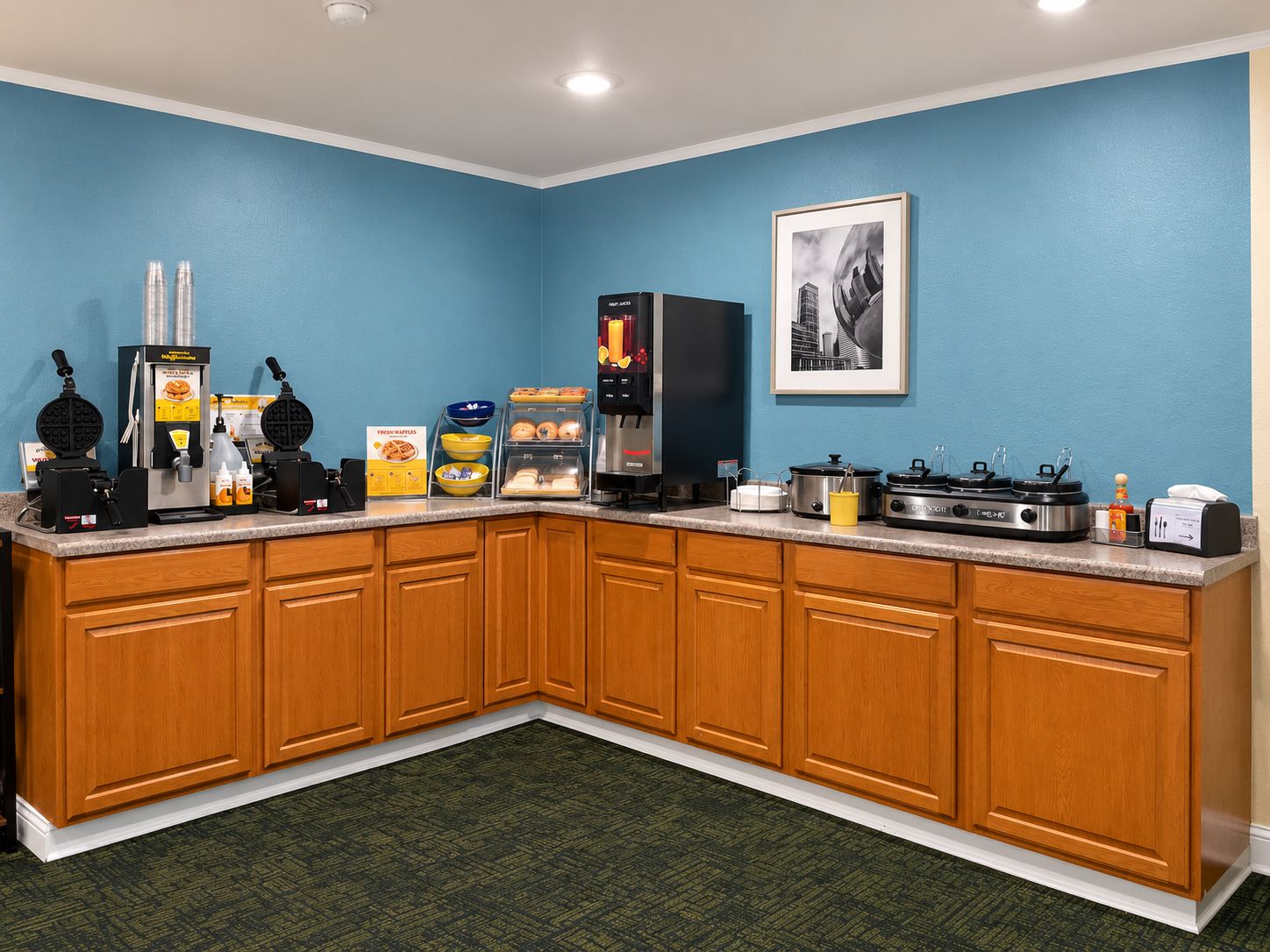 Breakfast area