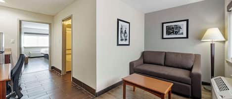 Pillowtop beds, desk, laptop workspace, blackout drapes