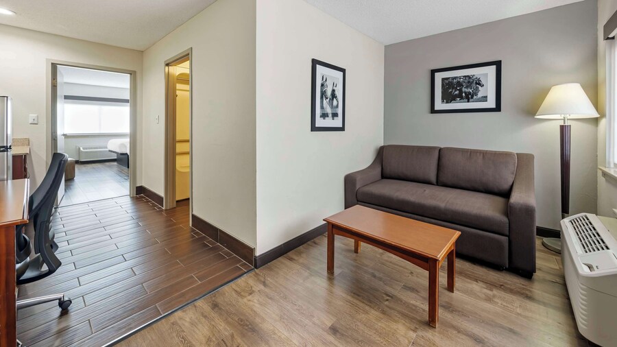 Best Western Shelbyville Inn and Suites Celebration Inn