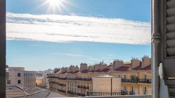 Vue sur la ville depuis l’hébergement