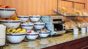 Free daily continental breakfast