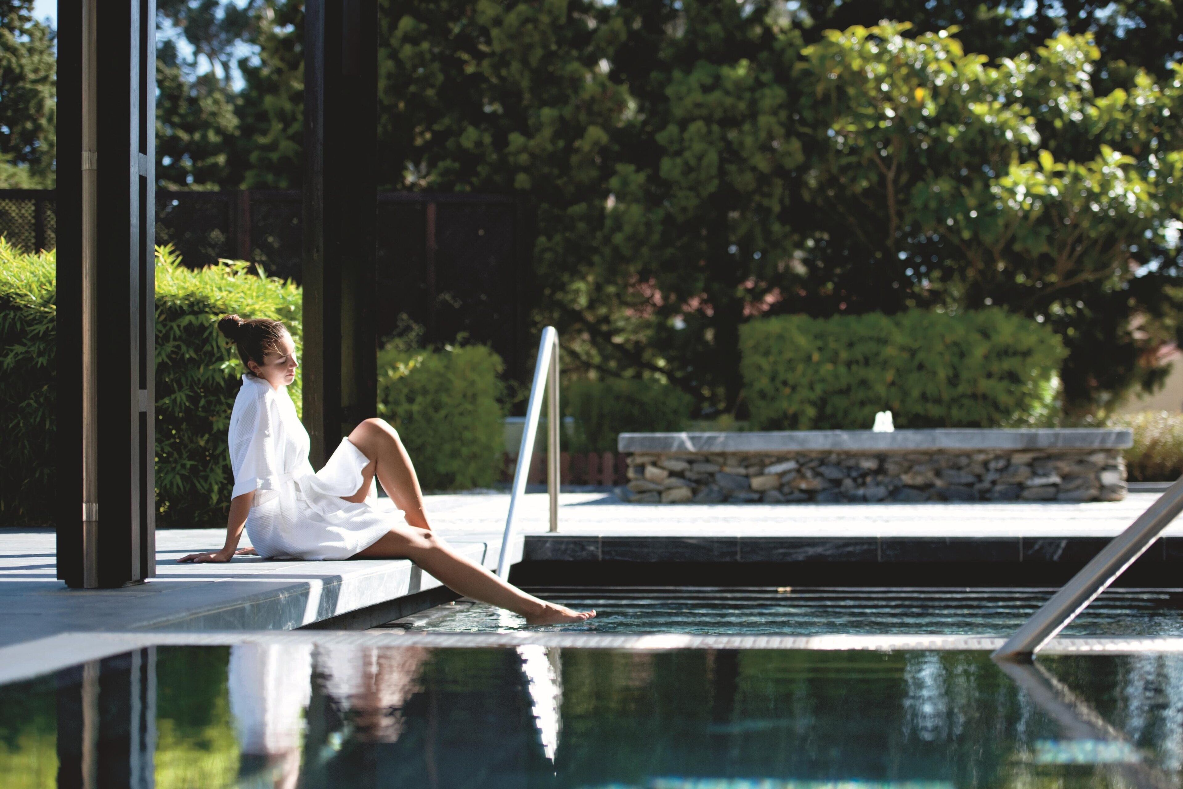 Indendørs pool, 3 udendørs pools, gratis hytter, parasoller