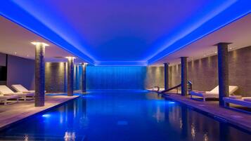 Indoor pool, 3 outdoor pools, free pool cabanas, pool umbrellas