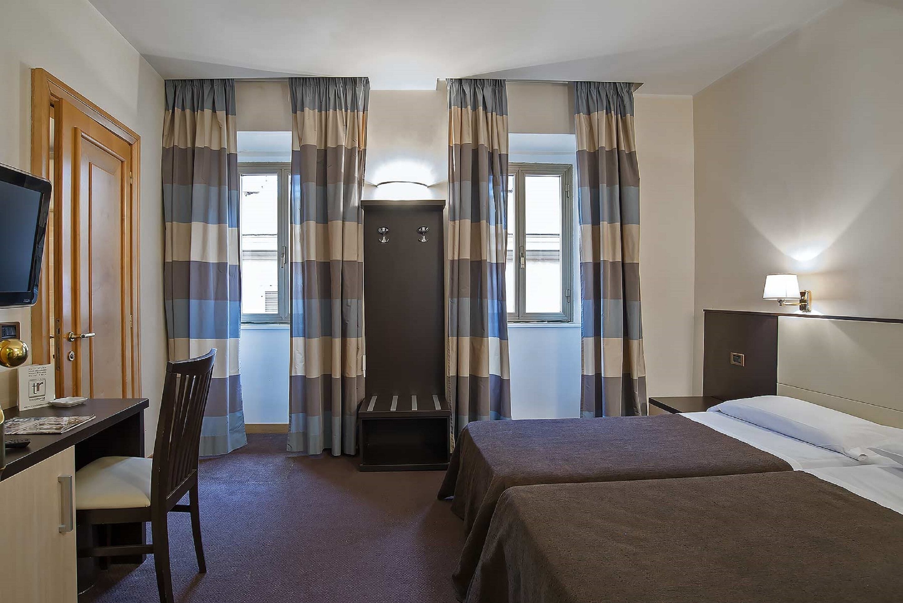 Photo - Hotel Tritone