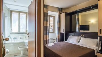 Doppia Standard | Biancheria da letto di alta qualità, una cassaforte in camera