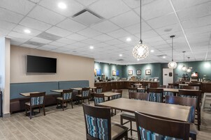 Desayuno continental incluido todos los días 