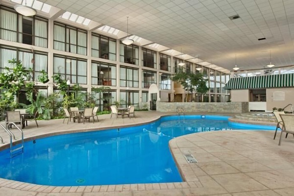Una piscina techada