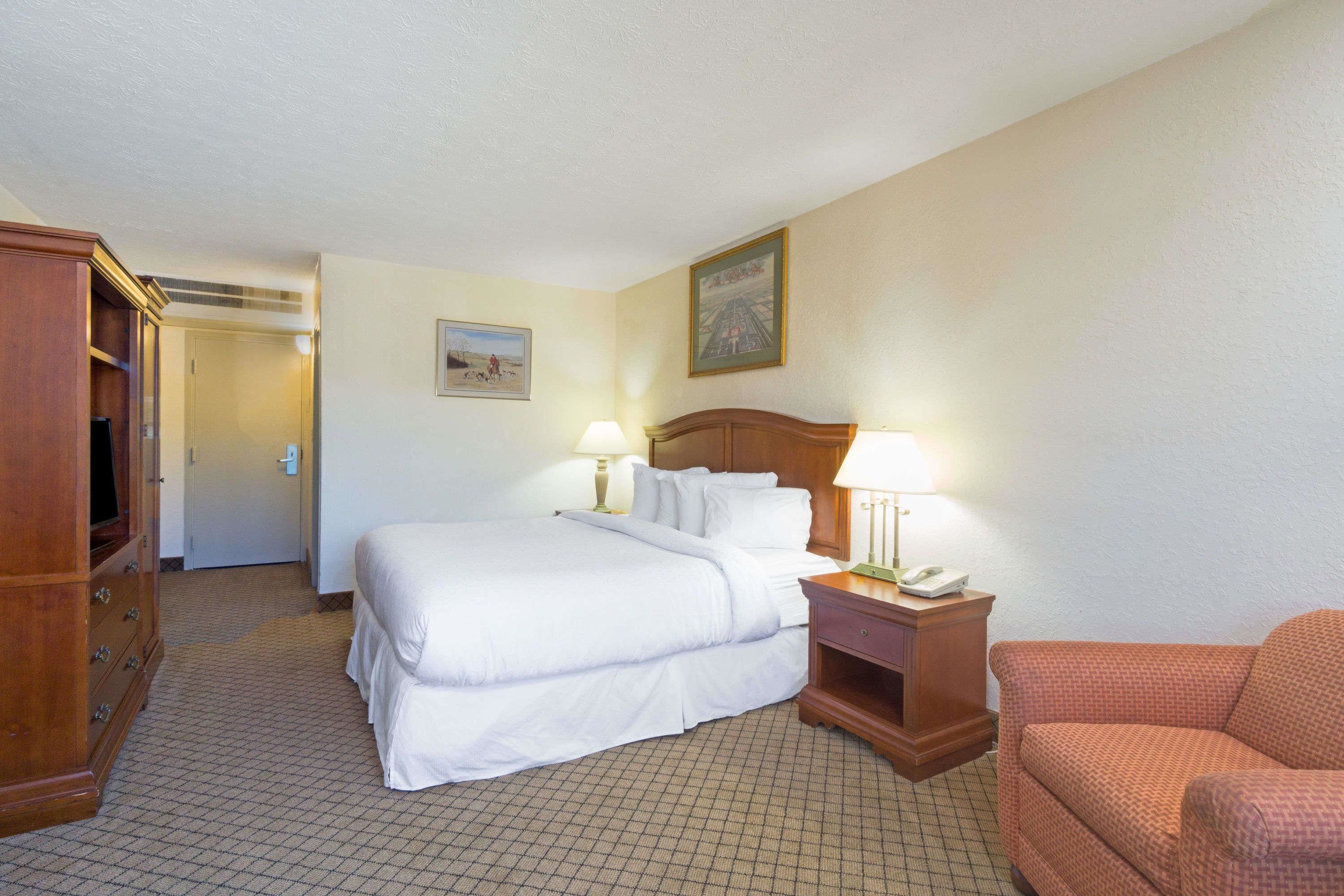 Foto - Days Inn by Wyndham Columbus Airport