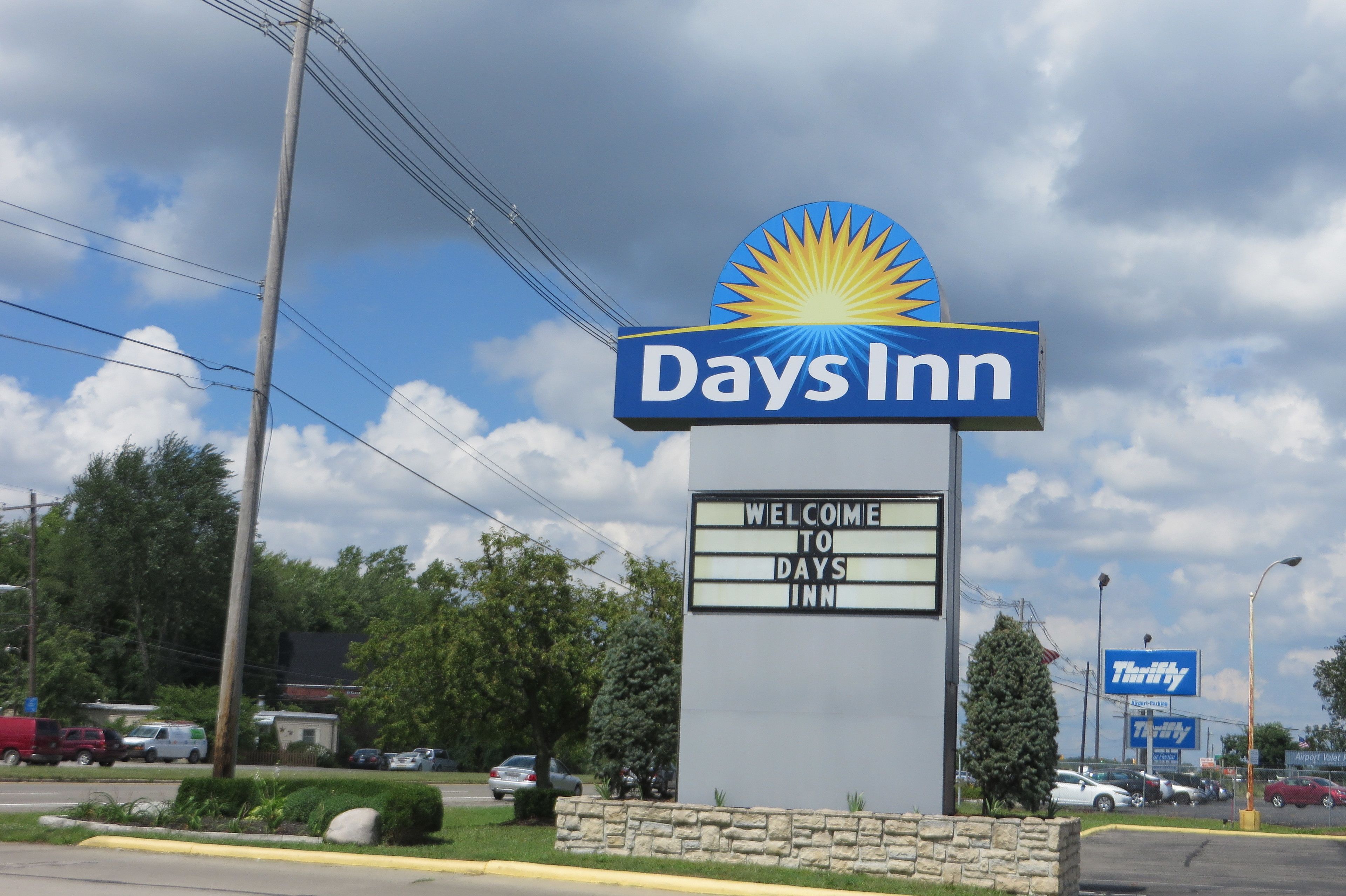 Foto - Days Inn by Wyndham Columbus Airport