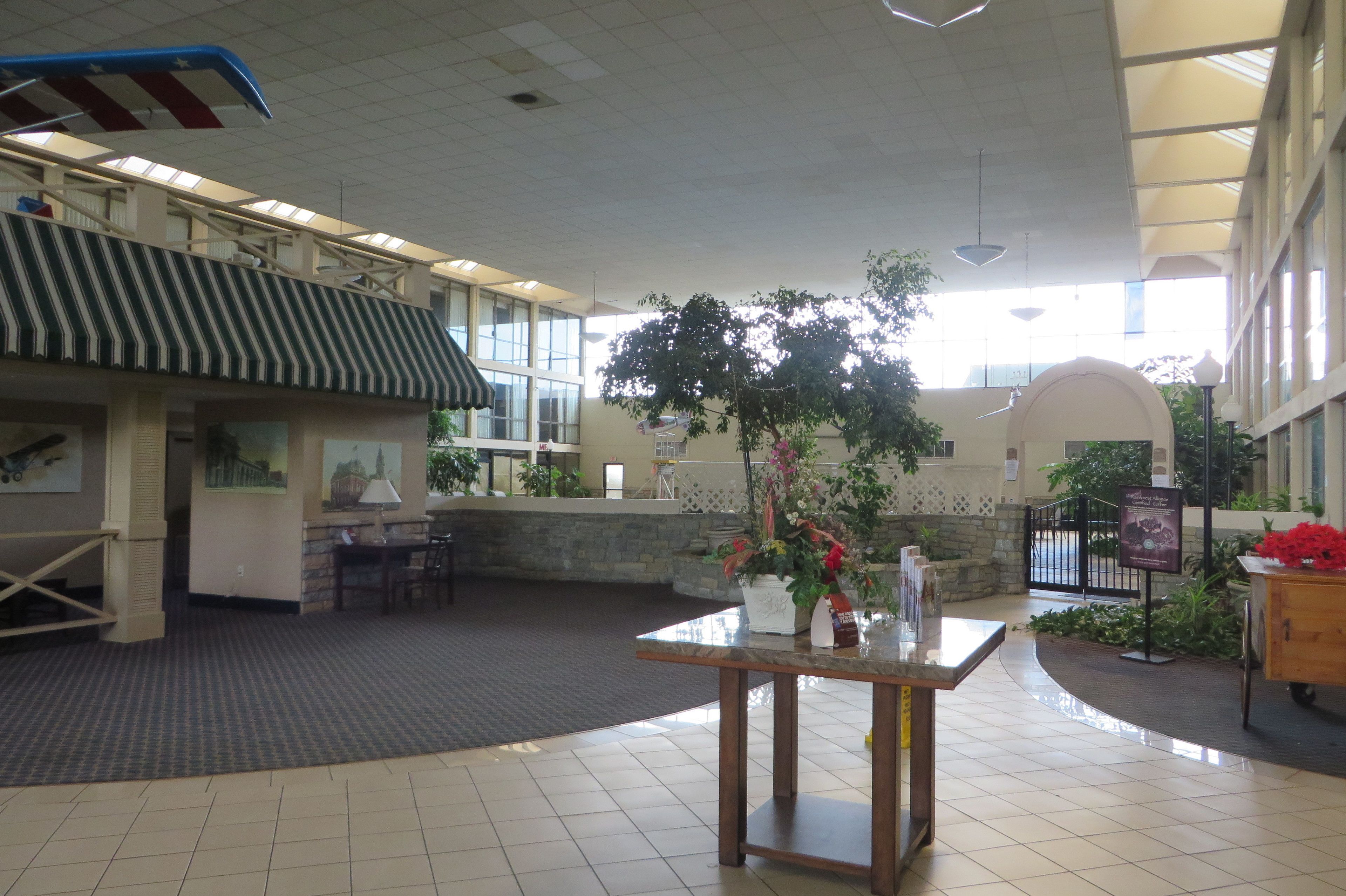 Foto - Days Inn by Wyndham Columbus Airport
