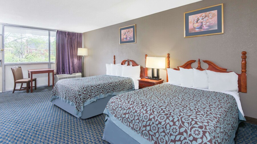 Days Inn by Wyndham Arlington Pentagon