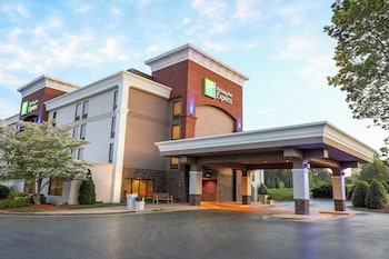 Holiday Inn Express Burlington by IHG