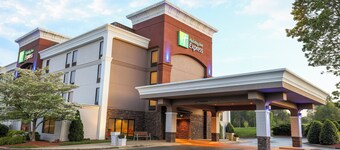 Holiday Inn Express Burlington by IHG