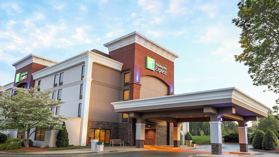 Holiday Inn Express Burlington by IHG