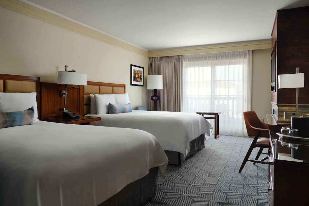 premium bedding, in-room safe, individually decorated