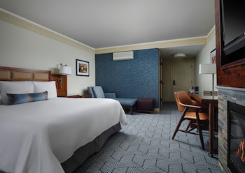 Premium bedding, in-room safe, individually decorated at Hotel Abrego