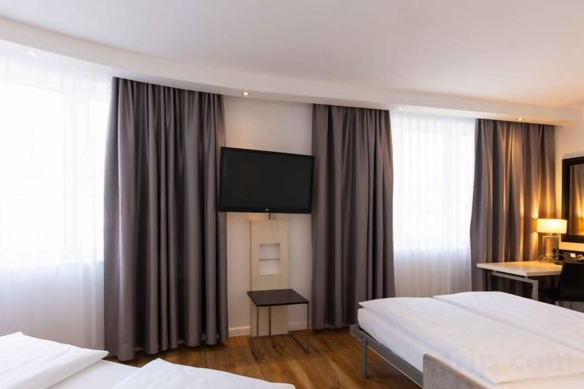 In-room safe, desk, laptop workspace, blackout drapes