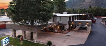 Best Western Pony Soldier Inn & Suites