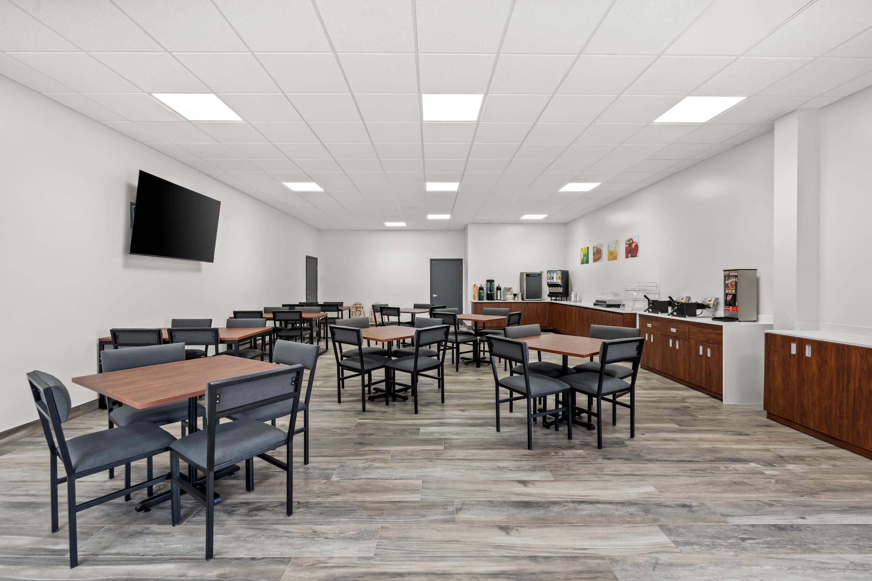 Café da manhã com buffet grátis todos os dias