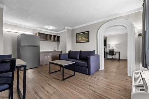 Quality Inn & Suites Ocala I-75
