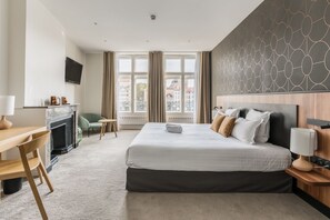 Chambre Deluxe, vue sur le fleuve | 1 chambre, literie de qualité, lit avec matelas Select Comfort