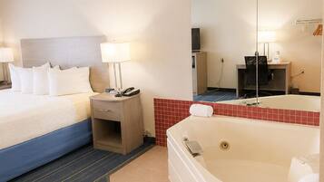 Suite, 1 King Bed, Non Smoking, Jetted Tub | Premium bedding, desk, laptop workspace, free WiFi