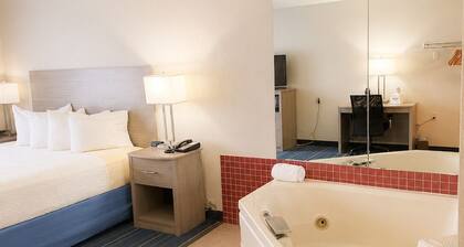 Days Inn by Wyndham Hinckley