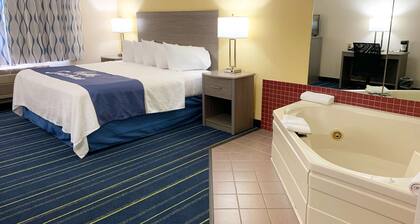 Days Inn by Wyndham Hinckley