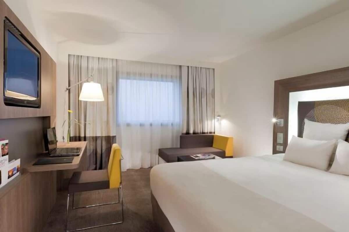 In-room safe, desk, blackout curtains, soundproofing