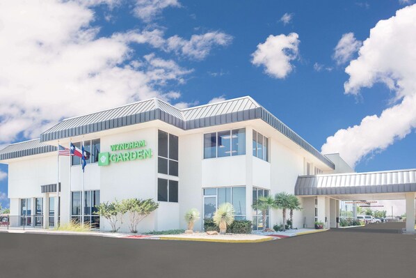 Exterior - Wyndham Garden Midland (Midland)