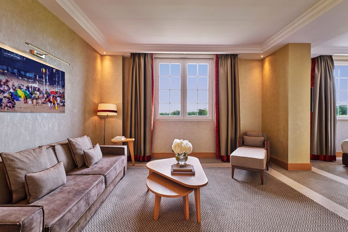 Junior Suite | Living area