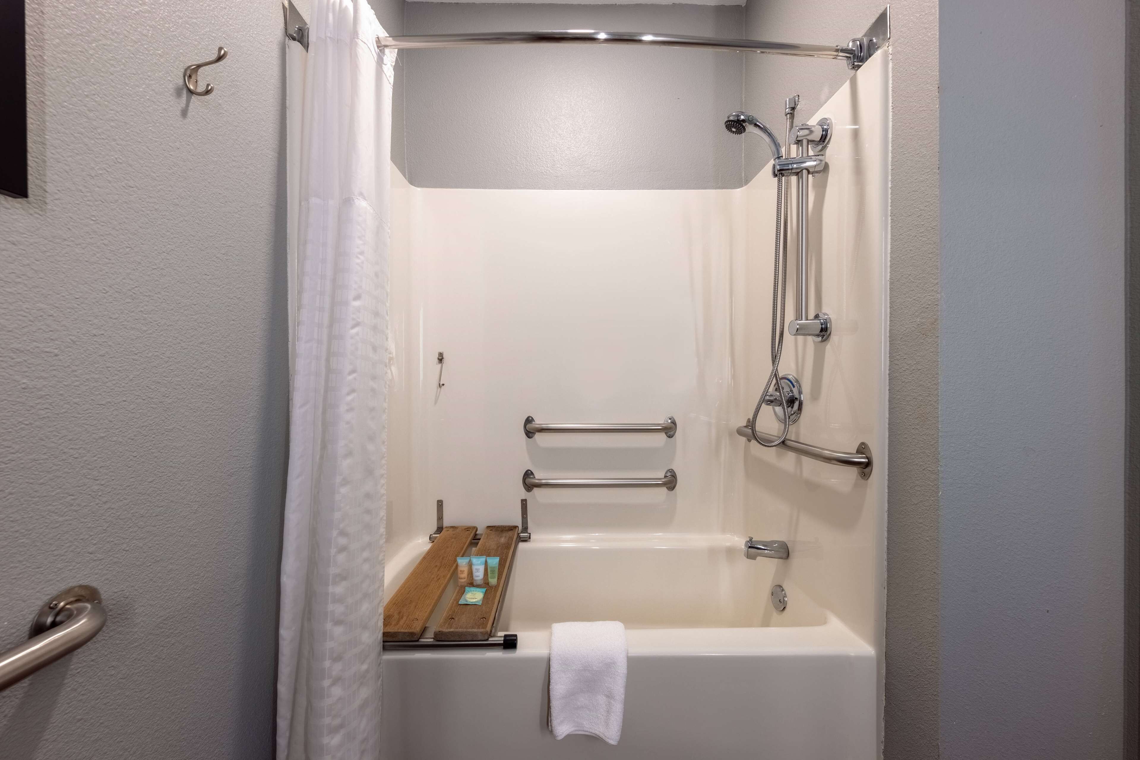 room, 2 queen beds, accessible, non smoking | accessible bathroom