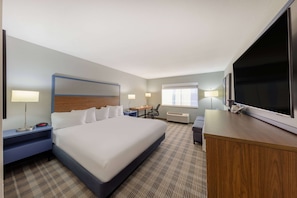 Room, 1 King Bed, Non Smoking | Desk, laptop workspace, blackout curtains, iron/ironing board