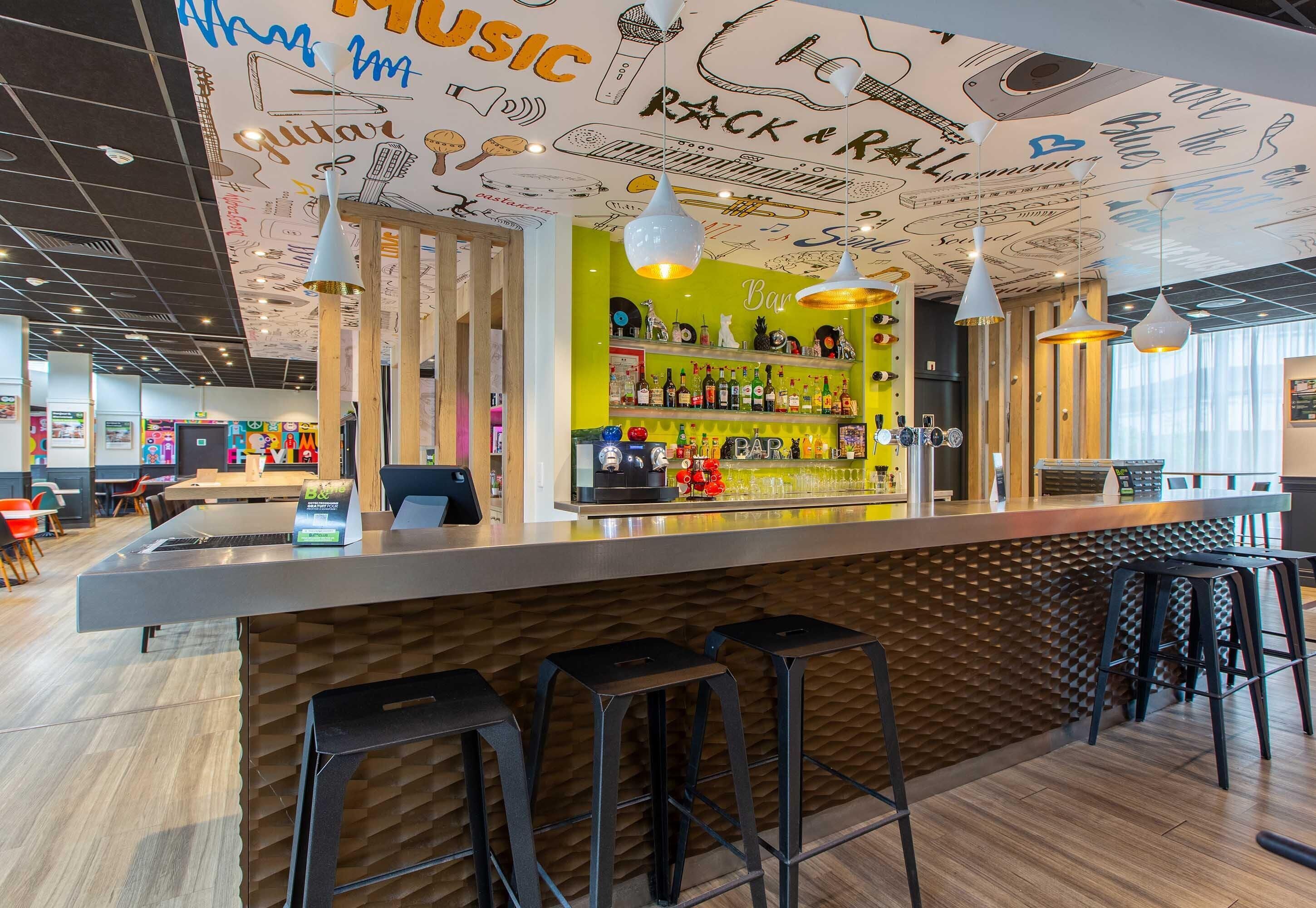 Bar (en la propiedad)