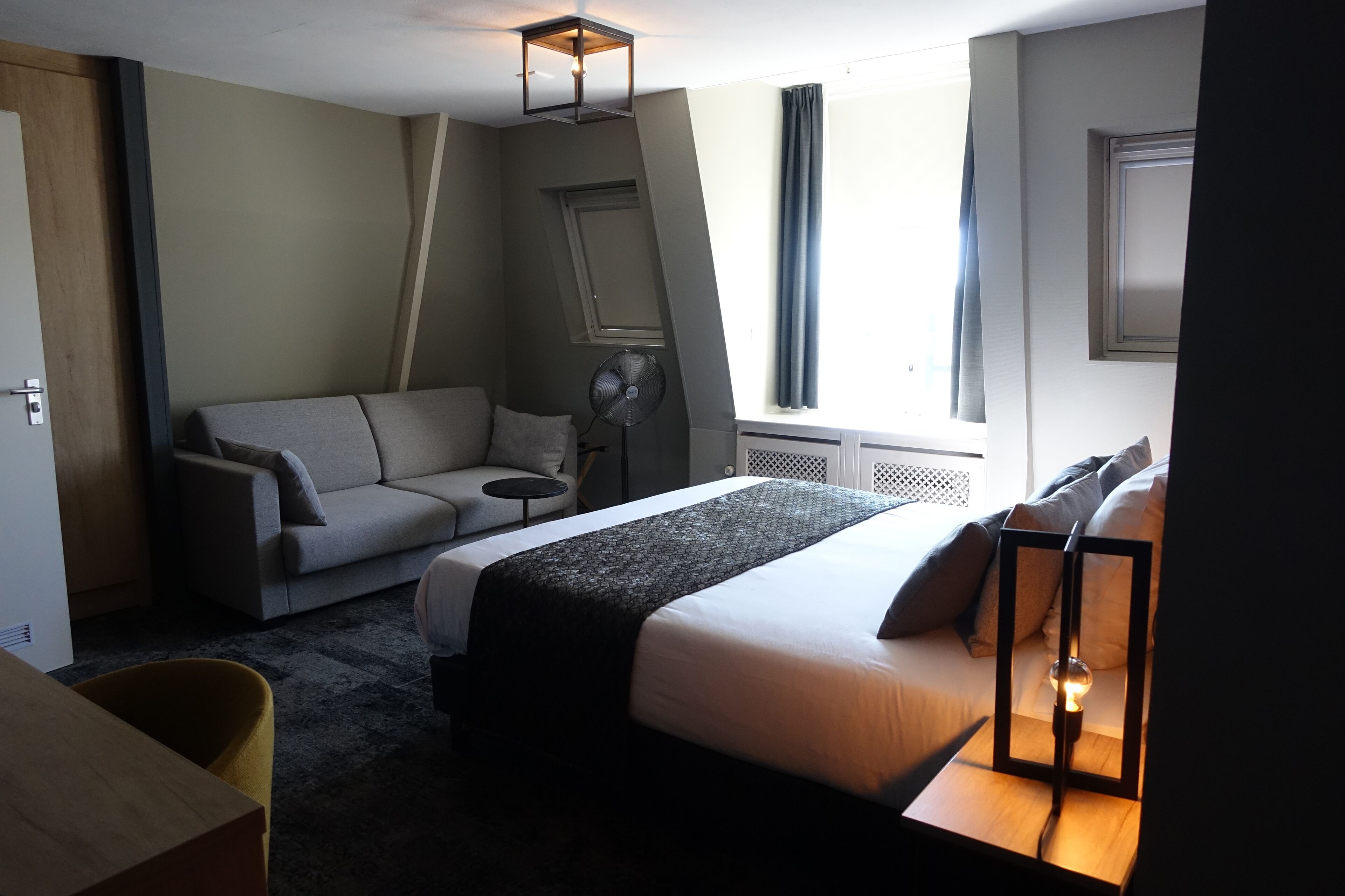 In-room safe, individually decorated, individually furnished, desk