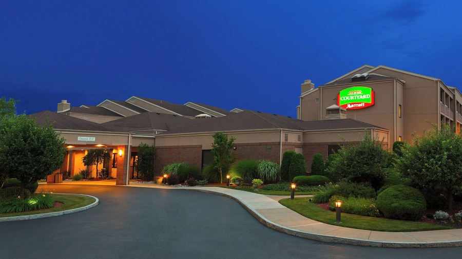 Courtyard by Marriott Rochester Brighton