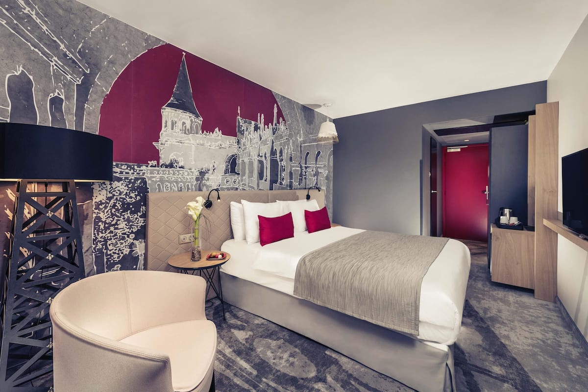 Allergikerbettwaren, Zimmersafe, Schreibtisch, Verdunkelungsvorhänge