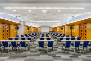 Εγκαταστάσεις συνεδριάσεων