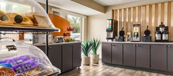 Ramada by Wyndham San Antonio Near SeaWorld/Lackland AFB