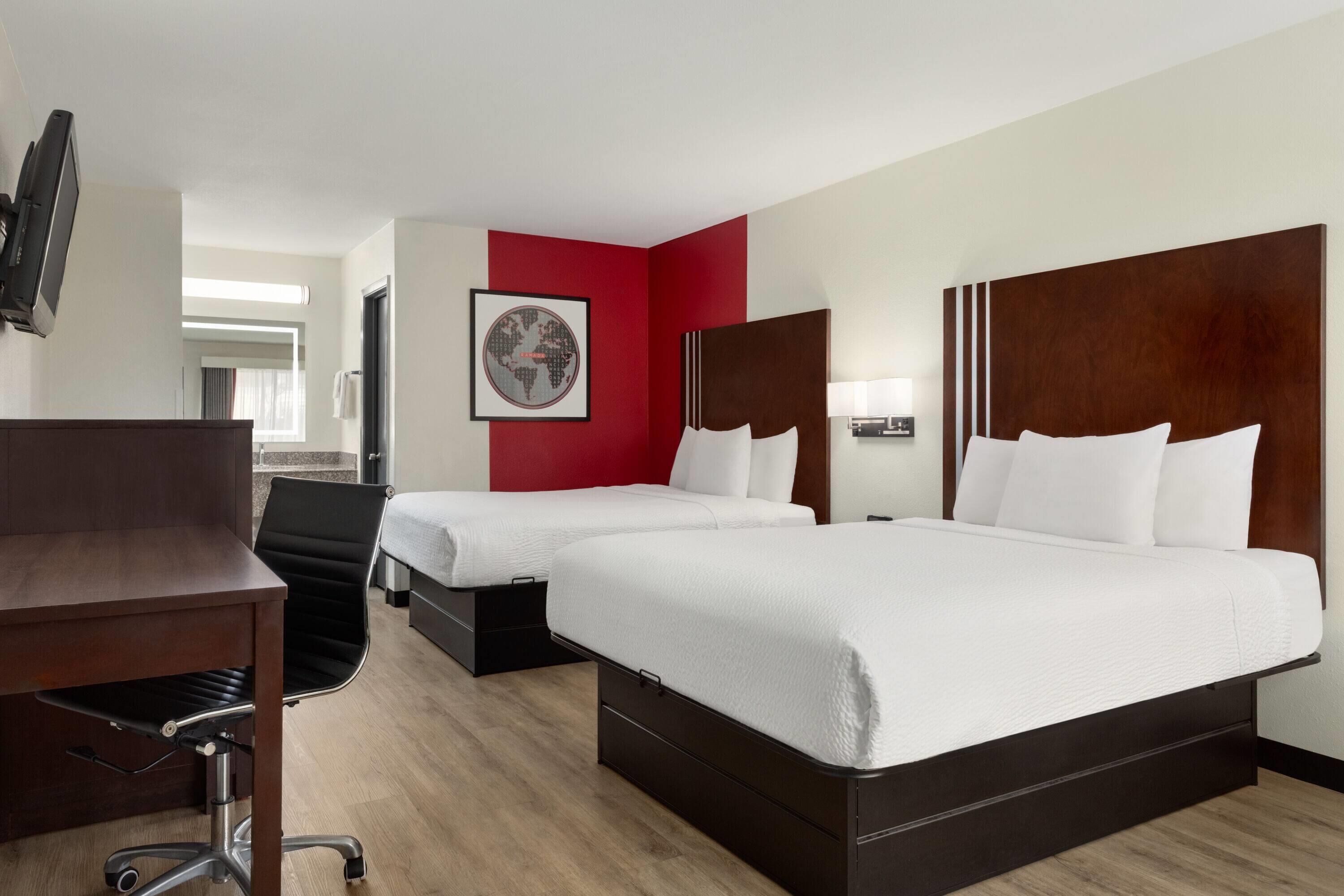 Deluxe Room, 2 Queen Beds
