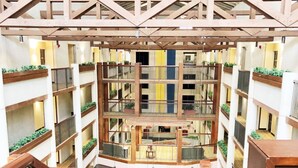 Staircase - Quality Inn & Suites Downtown North (Austin)