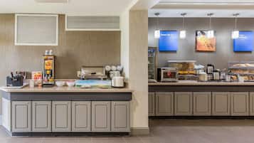 Free daily continental breakfast