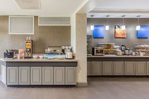 Tägliches inbegriffenes Frühstücksbuffet