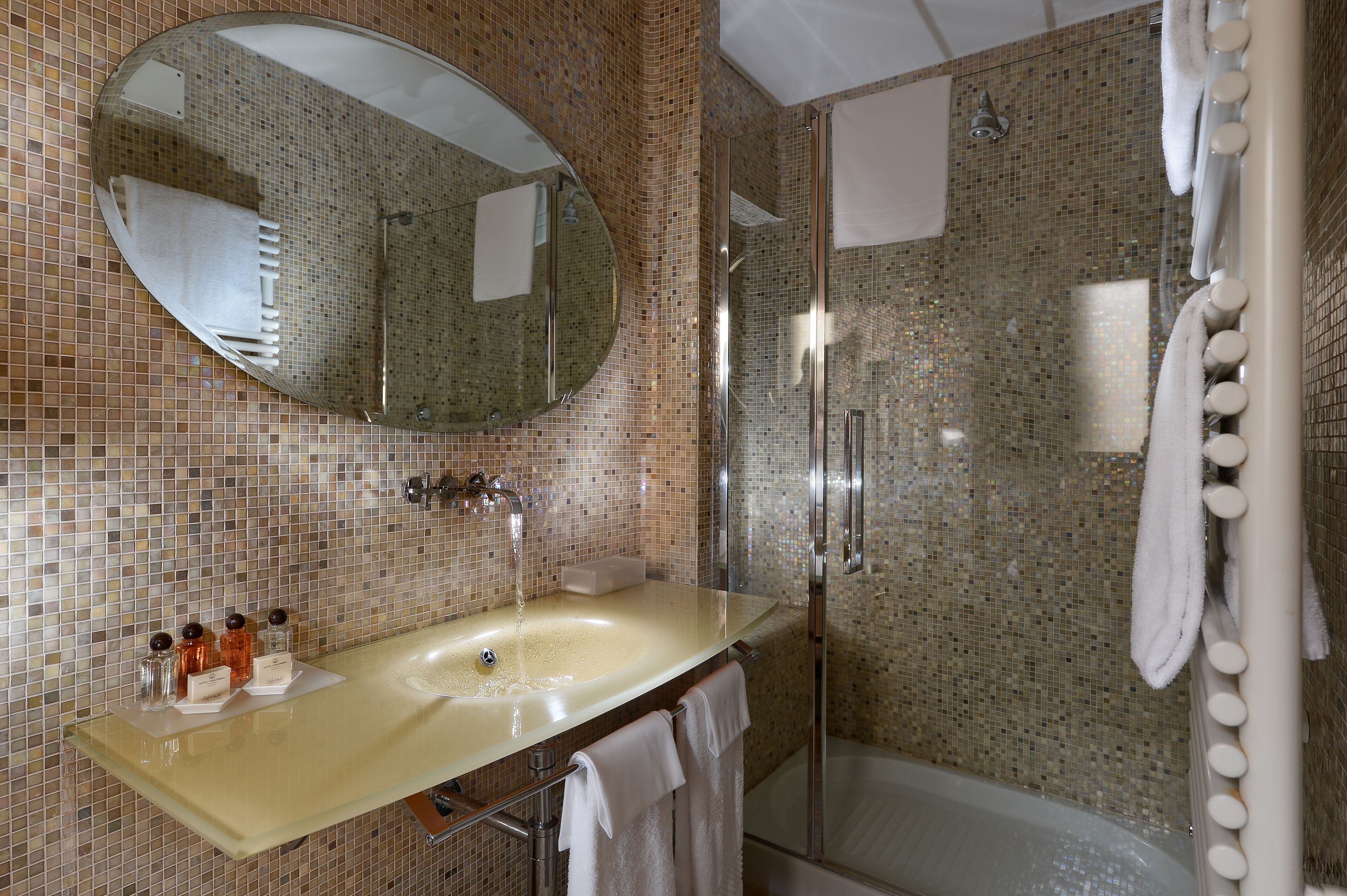 rainfall showerhead, free toiletries, hair dryer, slippers